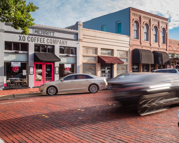 ISO 100 | f/8 | 1/6 | 35mm