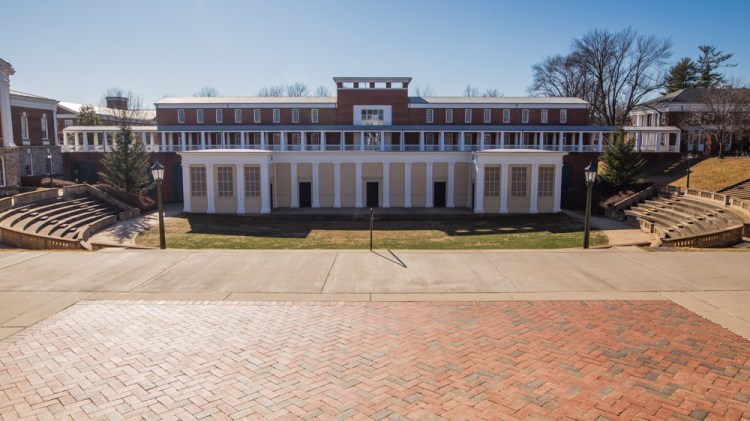 ISO 100 | f/8 | 1/250 | 24mm