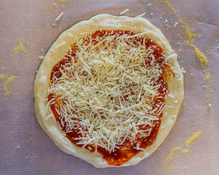 ISO 1600 | f/2.8 | 1/80 | 24mm