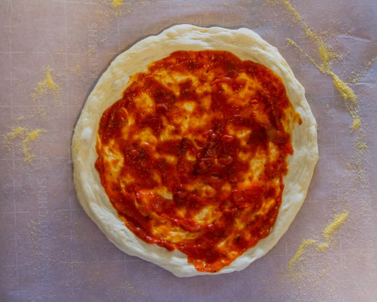 ISO 1600 | f/2.8 | 1/80 | 24mm